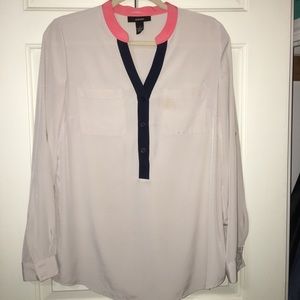 Alfani Size: 8 women’s long sleeve button blouse